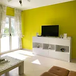Appartement Vira , *
