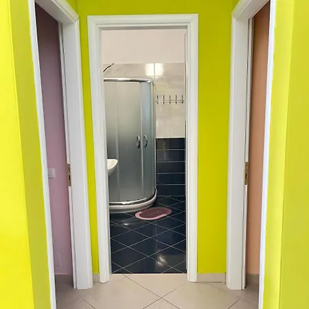 Vira , Apartment